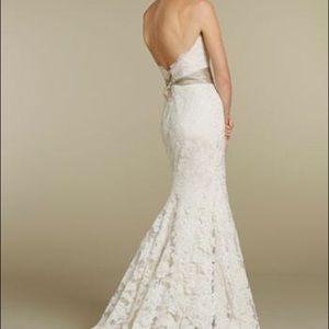Never worn, never altered, Jim Hjelm wedding dress